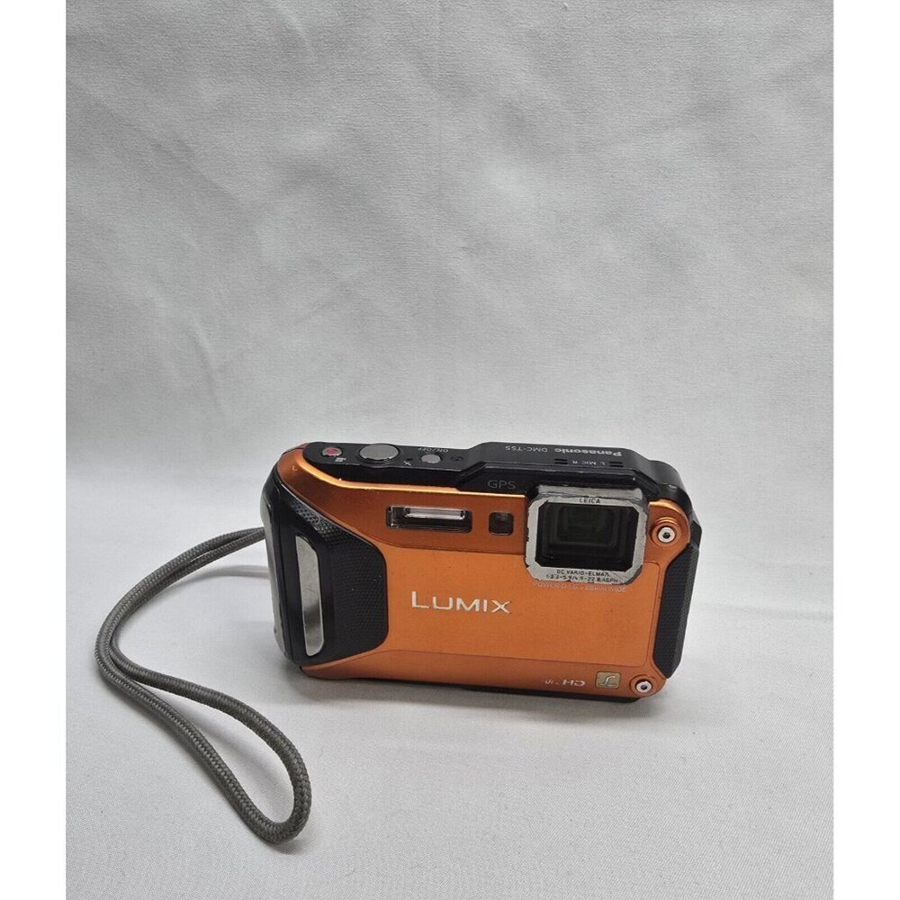 Panasonic Lumix DMC-TS5 16.1 MP Digital Camera Waterproof With 2 Chargers & Case - Picture 7 of 16